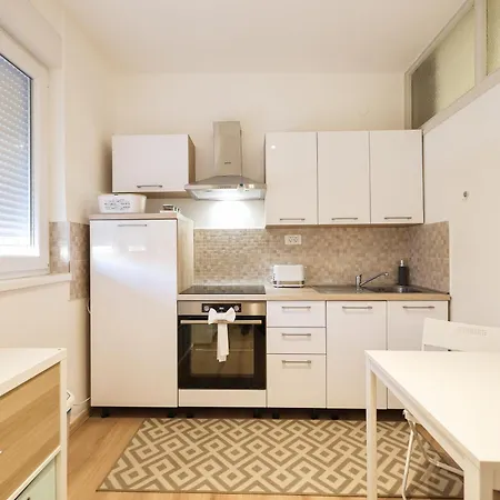 Selah By Adex Travel Apartment *